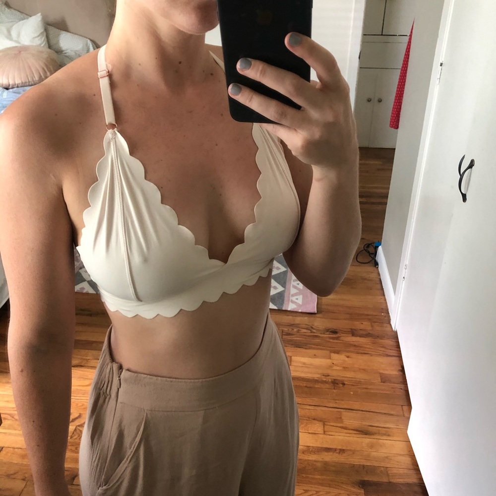 OU Out From Under Scalloped Bralette - Picture 1 of 7